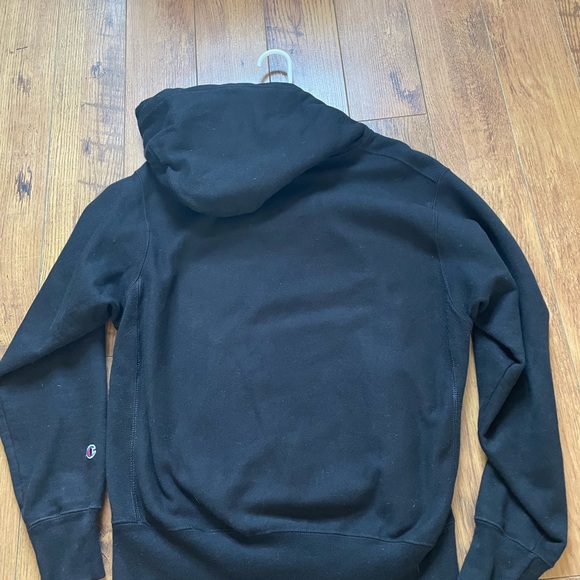 Authentic Mens Black Champion Reverse Weave Hoodie - Picture 2 of 3